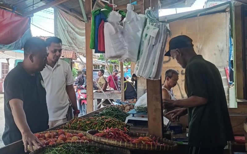 Blusukan Ke Pasar Tradisional Ketua APPSI Bandar Lampung Ajak Pedagang Jaga Kenyamanan Pasar