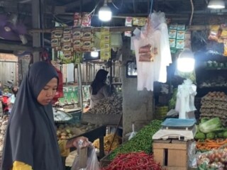 Jelang Idul Adha, Bahan Pokok Terpantau Normal Di Pasar Jatimulyo